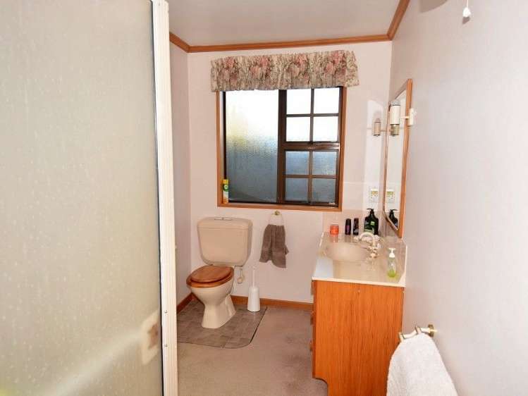 100 Chelmsford Street Windsor_11