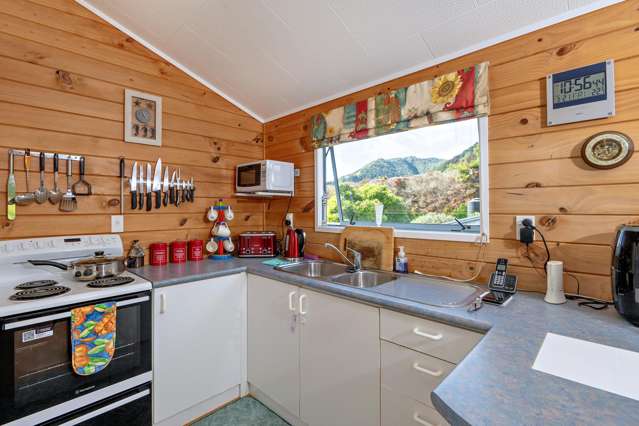 8362 State Highway 35 Whanarua Bay_2