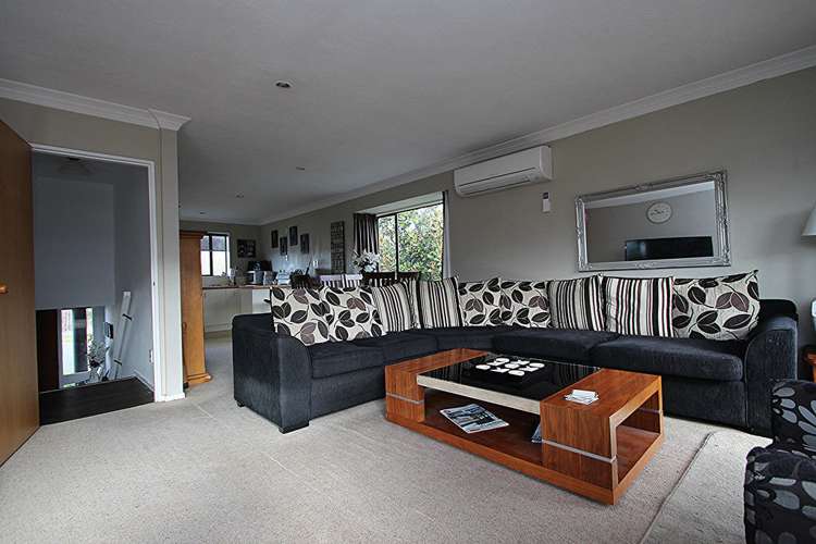 2/15 Lowry Avenue Redwood_8