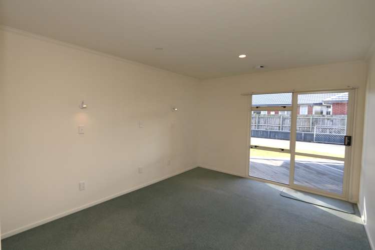 63 Kelvin Crescent Allenton_11