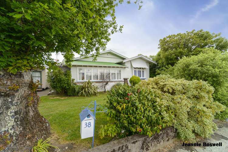 38 Argyle Avenue Takaro_19