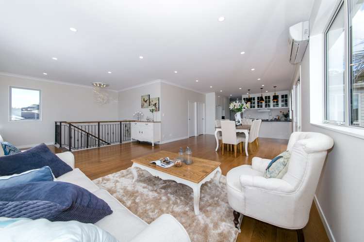 1c Vino Cina Heights Ranui_22