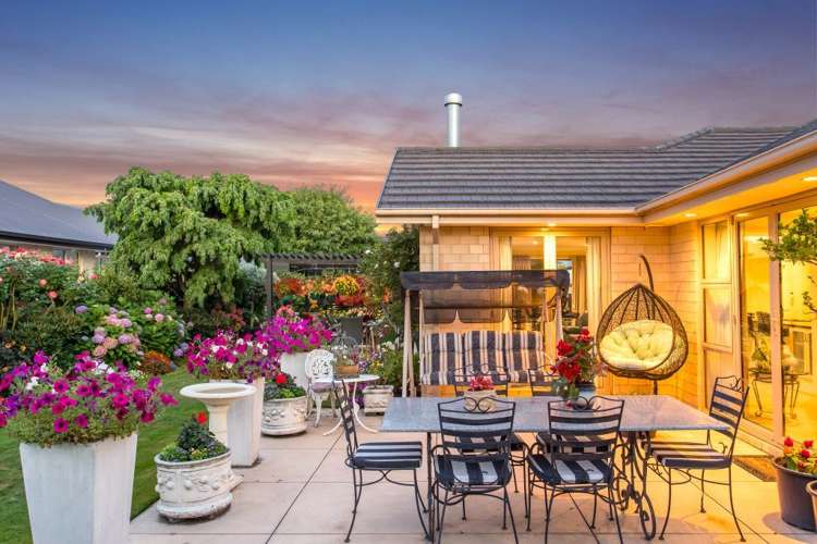 32 Applefield Court Northwood_6