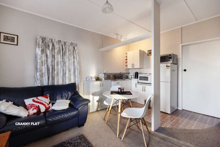 32 Whitaker Street Otumoetai_12