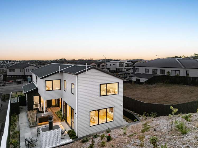 183 Te Oneroa Way Long Bay_17