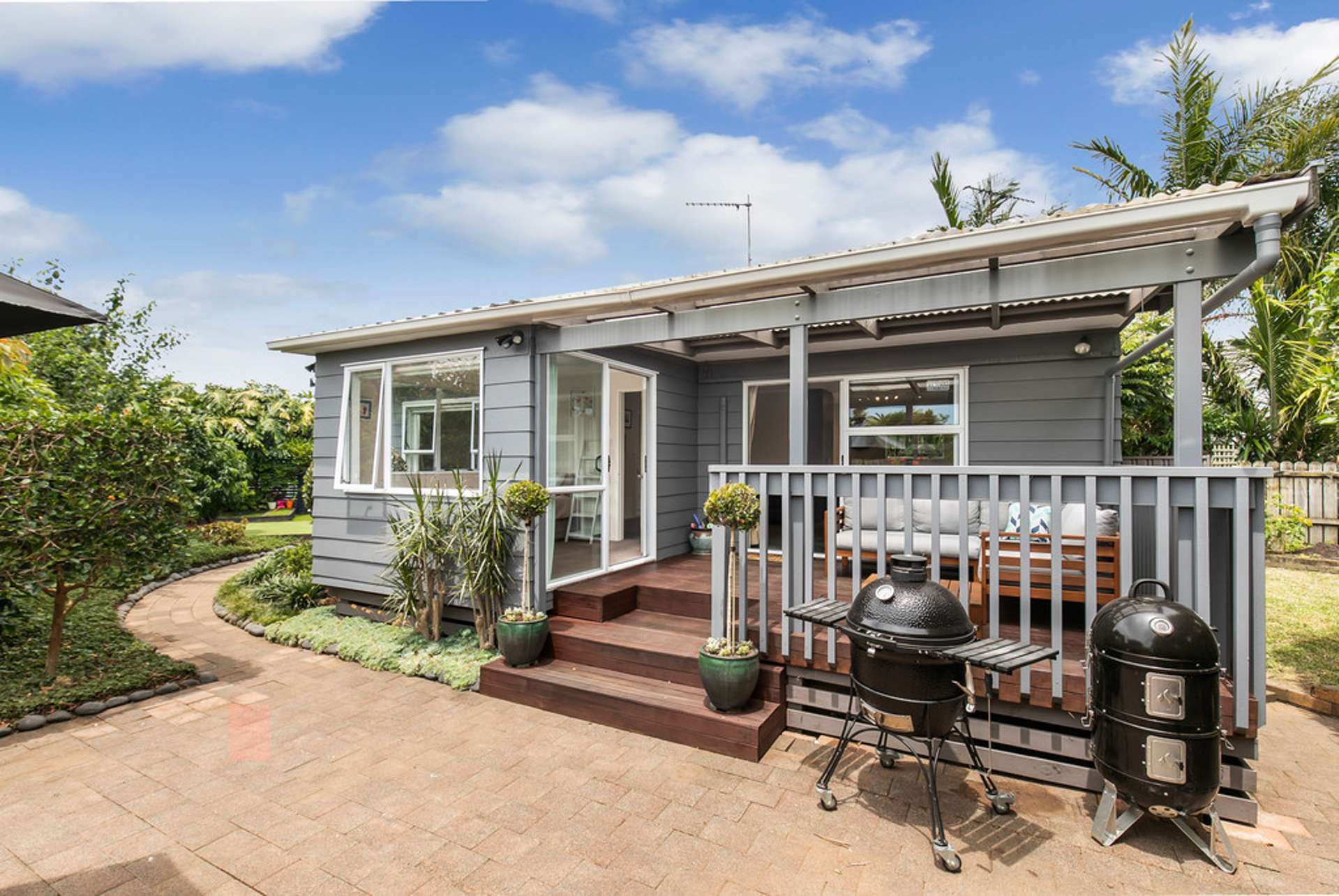 33a Coral Crescent Panmure_0