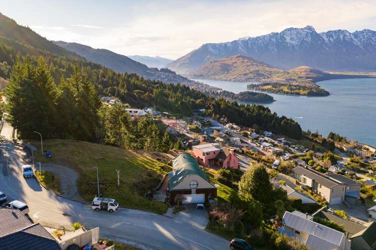 57 Greenstone Place Fernhill/Sunshine Bay_8