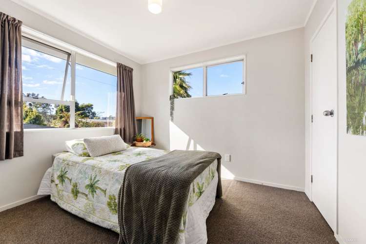 2/34 Reynella Drive Massey_10