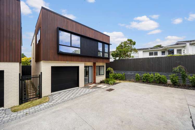 11A Rene Place Sunnyhills_1