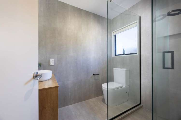 187a Godley Road Titirangi_12