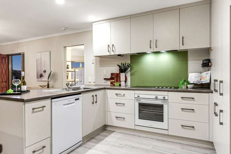 22 Caversham Drive Rototuna_13