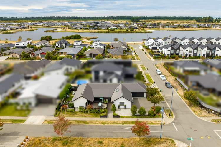 10 Chimera Street Pegasus_27