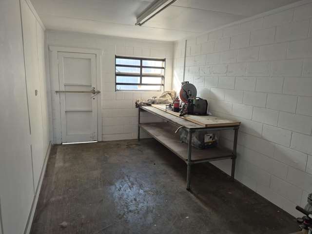 Rear, 88 Duke Street Frankton_4