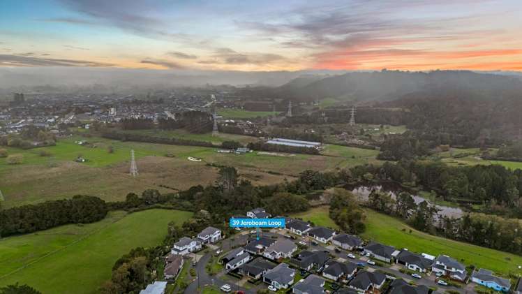 39 Jeroboam Loop Kumeu_27