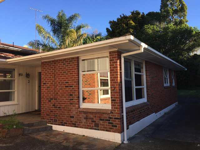 Great location 2 bedrooms house