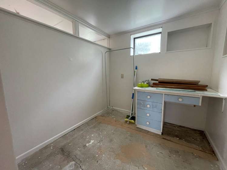 16 Chilcott Road Henderson_13