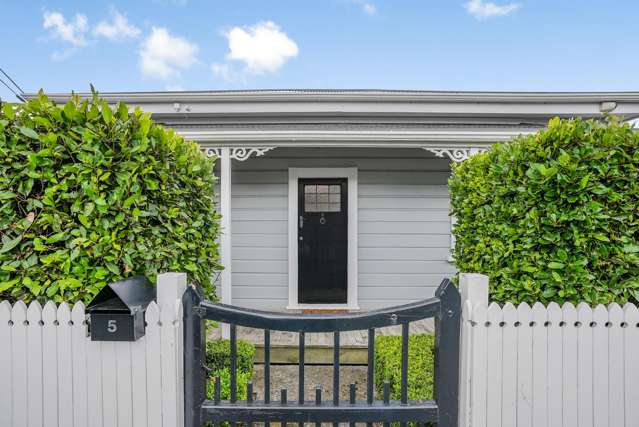 Charming 2-Bedroom Home in the Heart of Petone