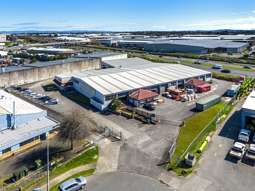 Unique trio of industrial properties in Wiri