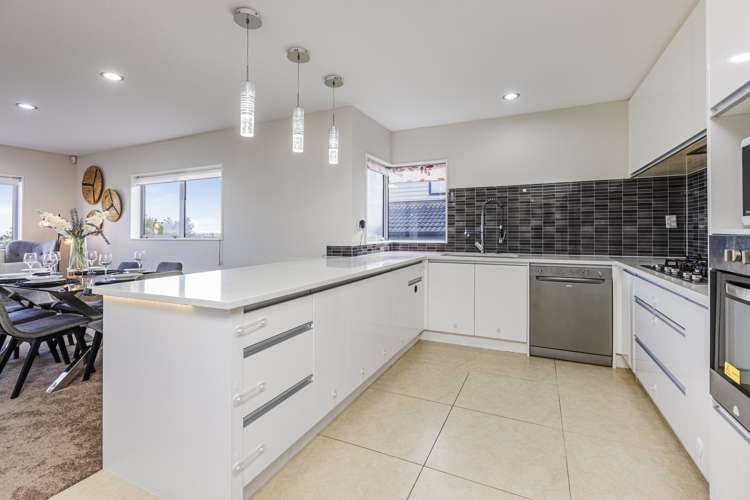 134 Keri Vista Rise Papakura_6