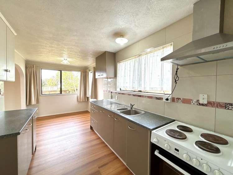 56 Sharland Avenue Manurewa_5