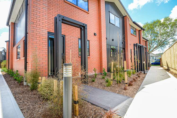 5/1 Milne Crescent Taita_9