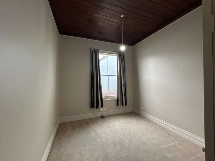 25 Nelson Crescent Napier South_12