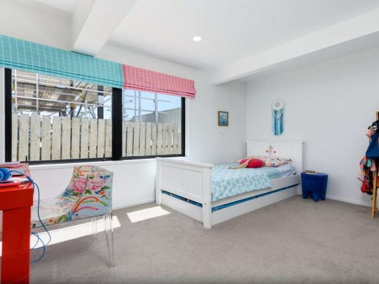 122 Marine Parade Mount Maunganui_11