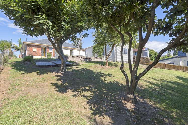 8 Angelo Avenue Howick_12