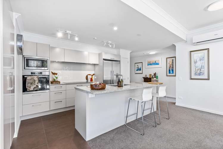 90 Eaves Bush Parade Orewa_16