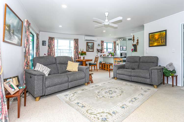 132 Sharyn Place Whangamata_8