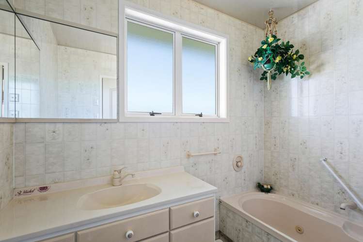 22 Tatai Road Hauraki Surrounds_21