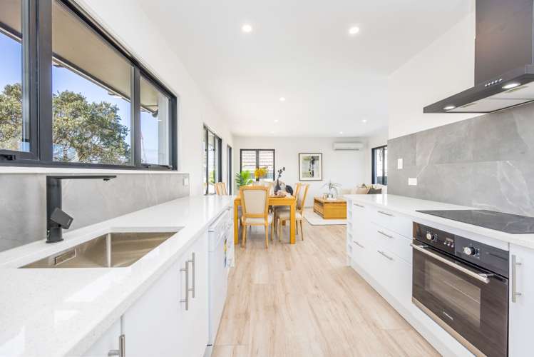 1/53 Raleigh Road Northcote_8