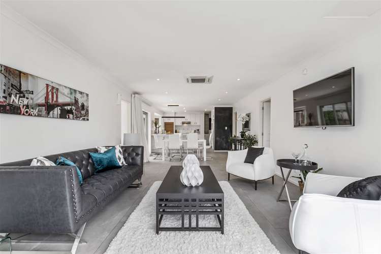 6 Canonbie Place East Tamaki Heights_16