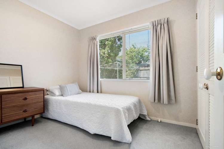 16 Ryehill Close New Lynn_13