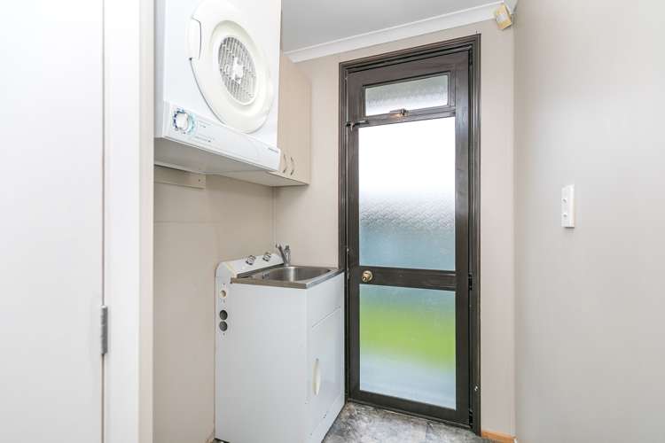 14a Portal Crescent Beerescourt_16