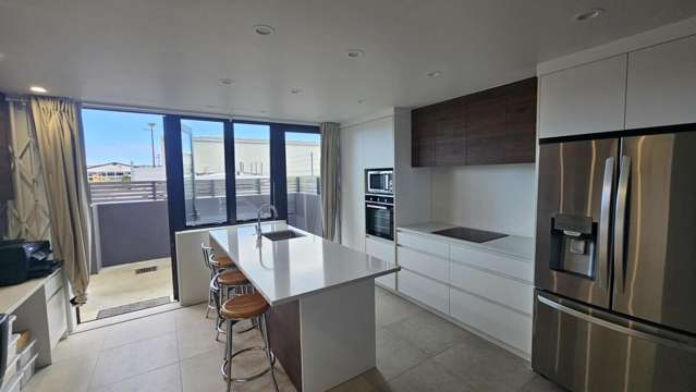 1/66 Hunua Road Papakura_3
