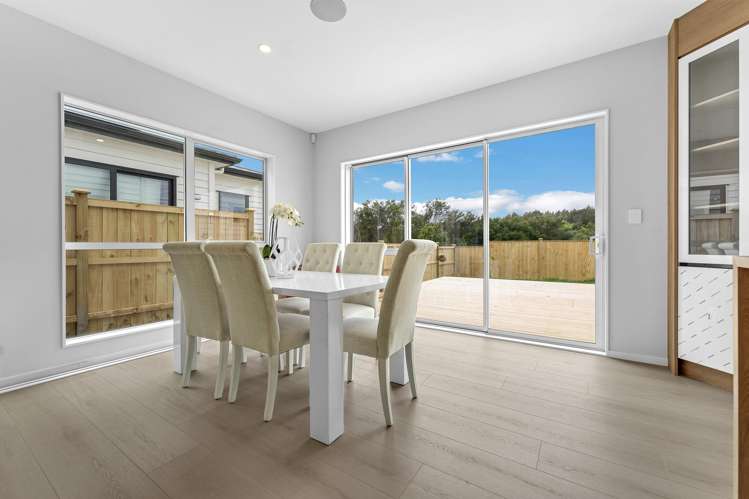 32 Castlebane Drive Flat Bush_9