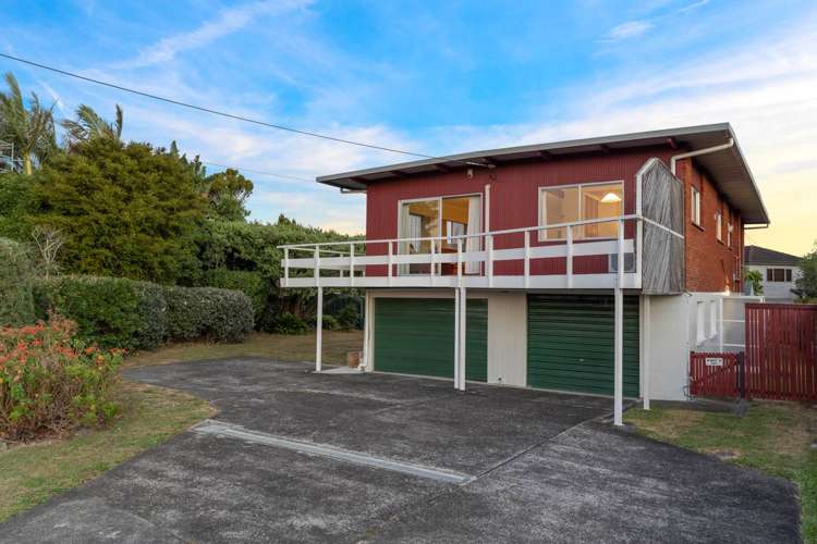 8 Kowhai Road Campbells Bay_18