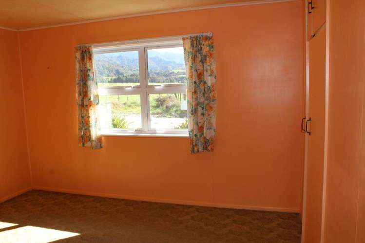 653 Long Plain Road Takaka_10