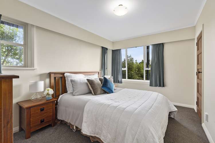 57 Kinghorne Street Strathmore Park_11