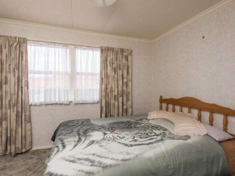 48 Fergusson Street Stoke_17