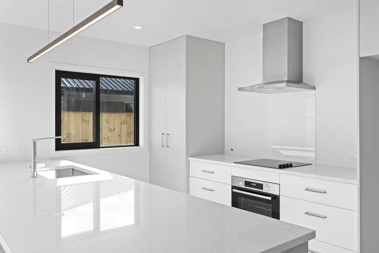 10 Pohutukawa Place_3