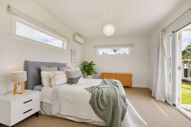 25 Tui Street Point Chevalier_14