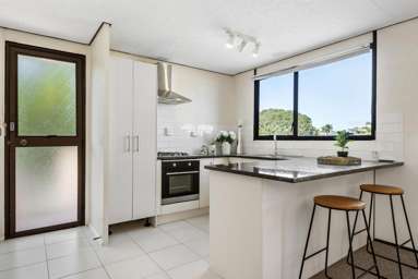 57B Hillsborough Road_3