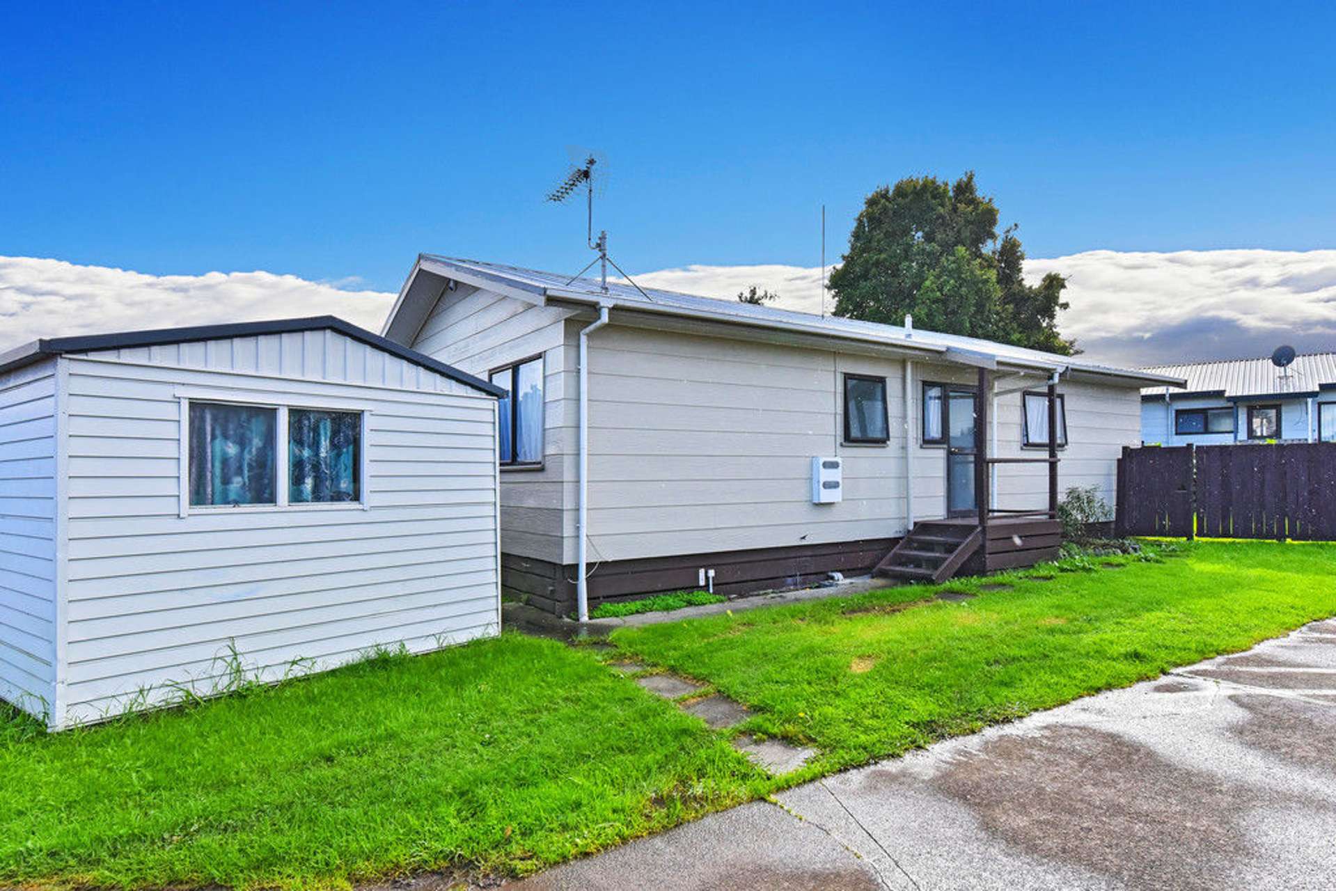 2/98 Shifnal Drive Randwick Park_0