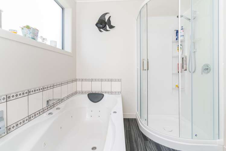 5 Larkins Street Helensburgh_26