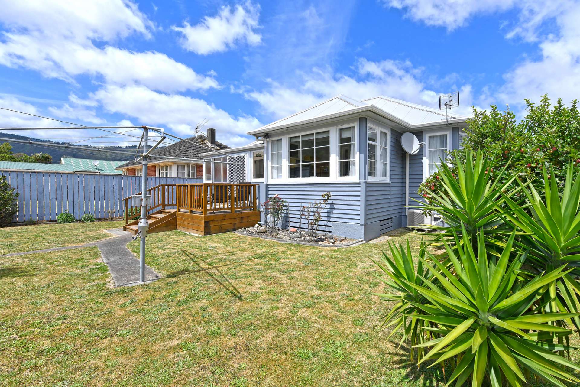 102 Hewer Crescent Naenae_0