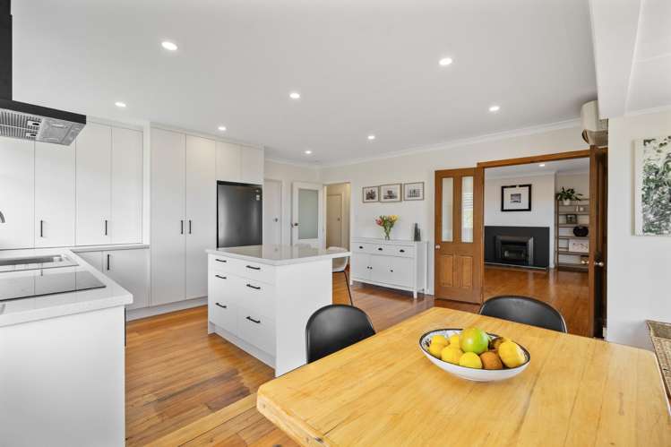 115 The Ridgeway Stoke_3