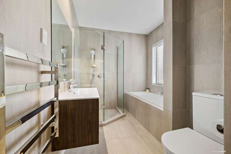 114 Parkview Drive Gulf Harbour_18