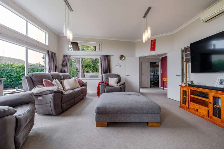 2 Northbrook Court_1